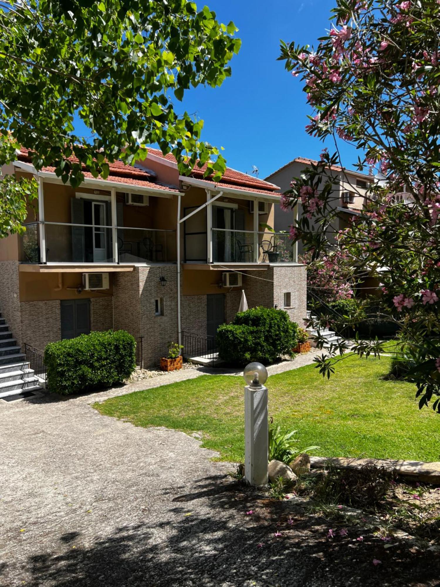 Armonia Apartments & Studios Perivólion 외부 사진